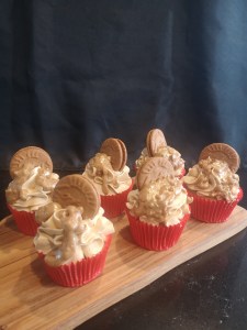 Special occasion delicious decorated cupcakes -  by Embellished Food Art, Lower Hutt, Wellington cake decorating